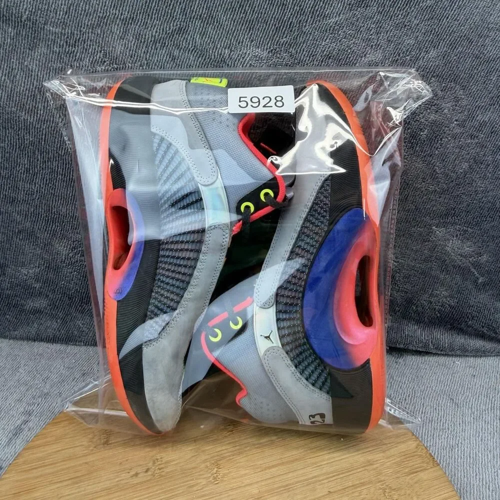 Jordan xxxv center